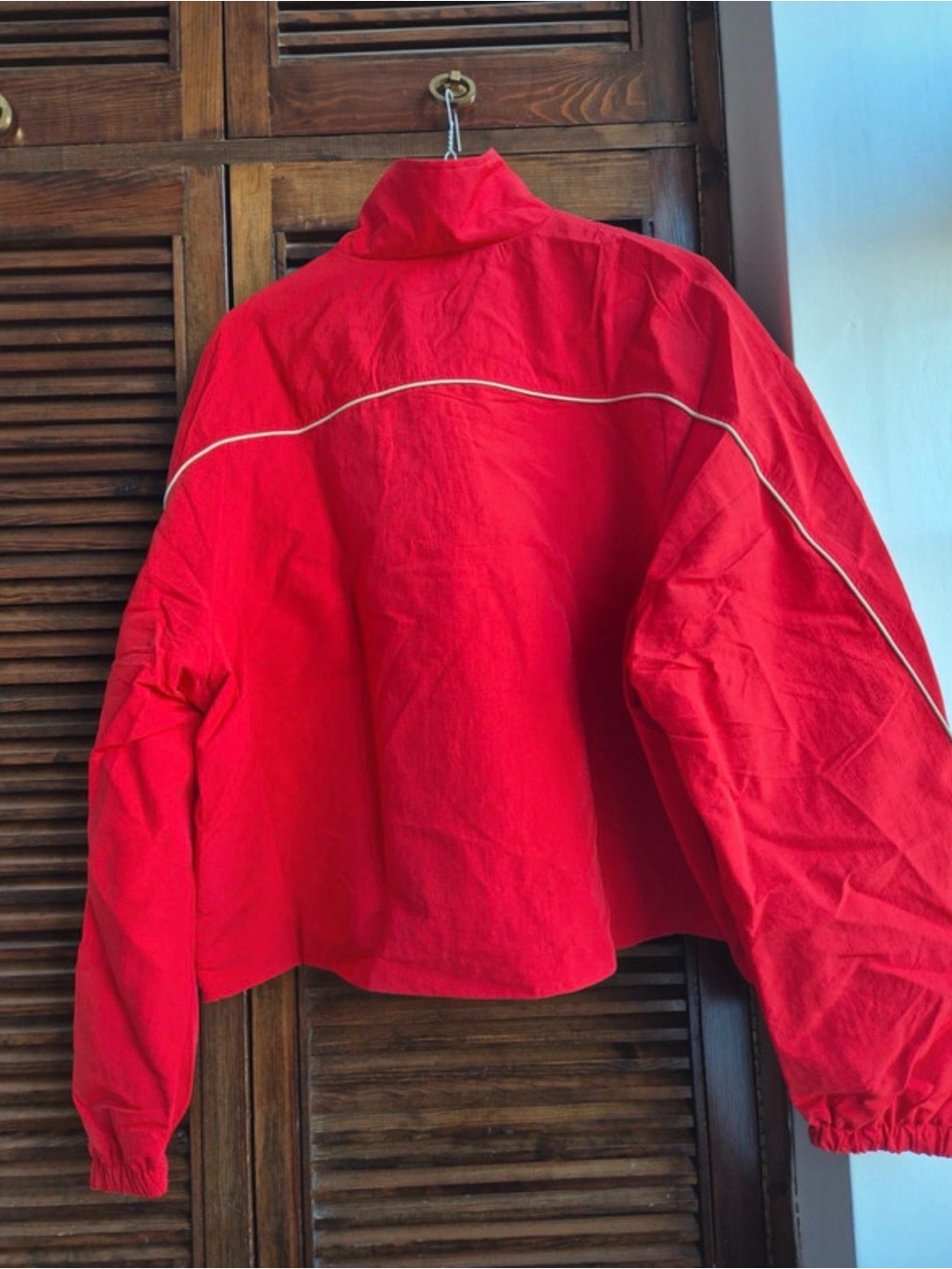 H&M Red nylon pullover - Picture 2 of 4